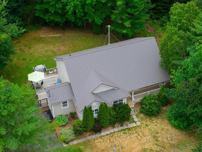 /international/ca/104-bluenose-avenue-pleasantville-nova-scotia-310109665156/