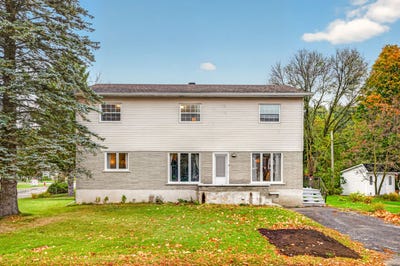 /international/ca/915-3e-avenue-sainte-anne-de-la-perade-quebec-310120729145/