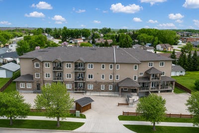 /international/ca/1223-dawson-rd-lorette-mb-r5k-0r9-canada-lorette-manitoba-310108670933/