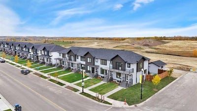 /international/ca/206-cambridge-way-sylvan-lake-alberta-310108101212/