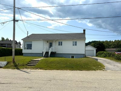 /international/ca/181-rue-des-commissaires-saint-simeon-qc-g0t1x0-ca-saint-simeon-quebec-310101160106/?lang=de