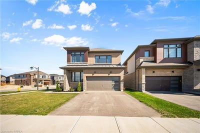 /international/ca/1-bee-crescent-brantford-ontario-310108511645/
