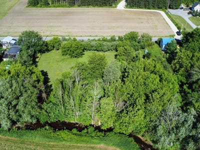 /international/ca/route-203-havelock-quebec-310107236926/