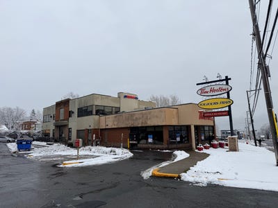 /international/ca/7700-7760-boul-henri-bourassa-charlesbourg-quebec-310104061314/