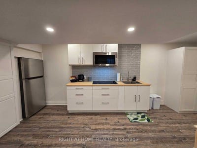 /international/ca/b-63-queens-avenue-toronto-ontario-310107617095/