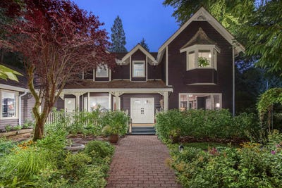/international/ca/5797-westport-road-west-vancouver-british-columbia-310102243599/