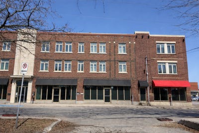 /international/ca/1008-rue-champflour-trois-rivieres-quebec-310107236730/