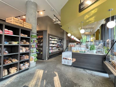 /international/ca/760a-boul-rosemont-rosemont-la-petite-patrie-quebec-310106412902/