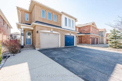 /international/ca/1268-newell-street-milton-ontario-310107216366/