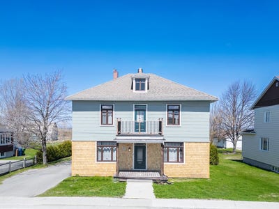 /international/ca/170-rue-principale-o-saint-anaclet-de-lessard-quebec-310108214309/