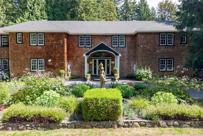 /international/ca/4755-fairbridge-dr-duncan-british-columbia-310120071486/