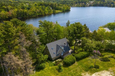 /international/ca/4154-highway-3-chester-nova-scotia-310108727821/