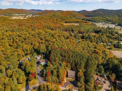 /international/ca/rue-du-patrimoine-mont-blanc-quebec-310102548900/