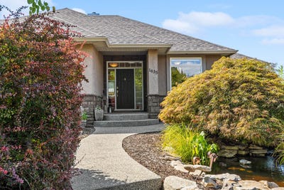 /international/ca/1635-gregory-road-west-kelowna-british-columbia-310109639915/