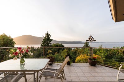 /international/ca/11406-sycamore-dr-north-saanich-british-columbia-310108522939/