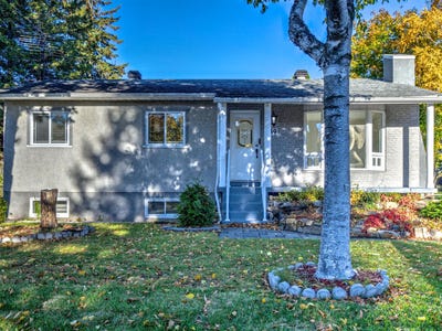 /international/ca/49-rue-des-grives-blainville-quebec-310120633985/