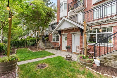 /international/ca/19551-66-avenue-surrey-british-columbia-310108321591/