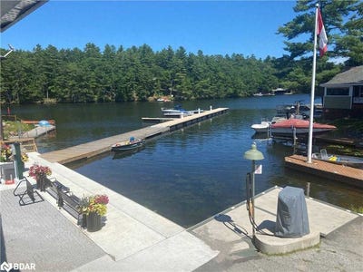 /international/ca/1725-earl-haid-avenue-crescent-severn-ontario-310098370806/