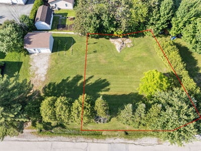 /international/ca/rue-eugene-st-jacques-les-nations-qc-j1h4a5-ca-les-nations-quebec-310100669576/