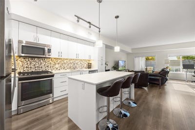 /international/ca/680-old-meadows-road-74-kelowna-british-columbia-310109092288/