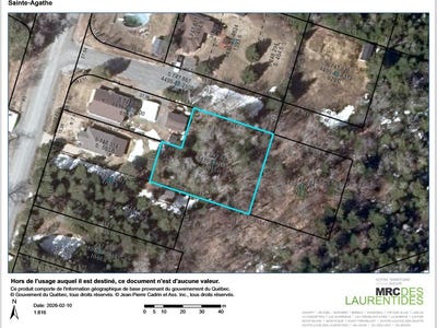 /international/ca/rue-clement-sainte-agathe-des-monts-quebec-310105771057/