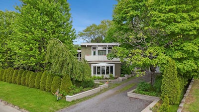 /international/ca/263-rue-notre-dame-e-rimouski-quebec-310108785468/