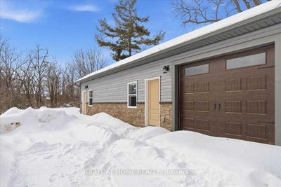 /international/ca/43-victoria-street-marmora-and-lake-ontario-310106134385/