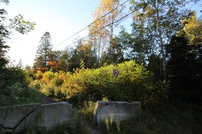 /international/ca/rue-ste-monique-chicoutimi-quebec-310102549965/