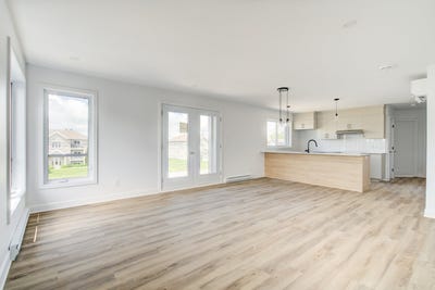 /international/ca/3930-boul-hebert-salaberry-de-valleyfield-quebec-310102370338/