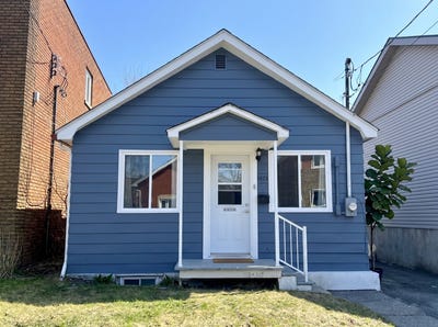 /international/ca/1978-rue-grant-longueuil-quebec-310107492118/