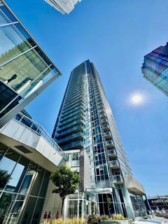 /international/ca/3709-2908-highway-7-road-vaughan-ontario-310101083749/
