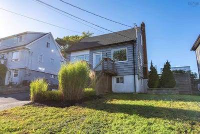/international/ca/15-central-avenue-halifax-nova-scotia-310120008482/