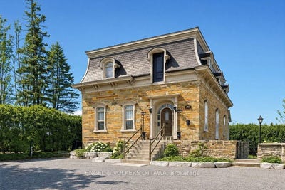 /international/ca/382-mcgill-street-hawkesbury-ontario-310108509202/