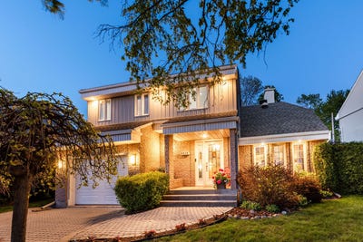 /international/ca/2610-rue-du-colibri-laval-sainte-rose-quebec-310108401463/