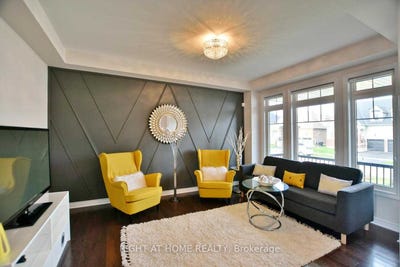 /international/ca/94-kirby-avenue-collingwood-ontario-310106420015/