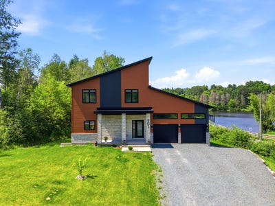 /international/ca/901-prom-du-lac-cowansville-quebec-310108829361/