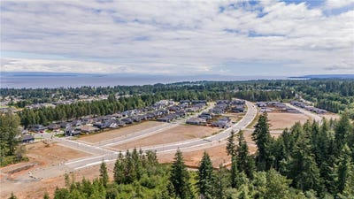 /international/ca/730-beaver-creek-blvd-campbell-river-british-columbia-310100827308/
