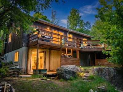/international/ca/1280-route-364-morin-heights-quebec-310108261841/
