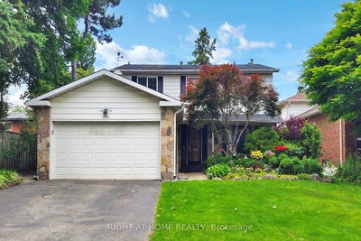 /international/ca/1924-steepbank-crescent-mississauga-ontario-310101104399/?lang=zh-cn