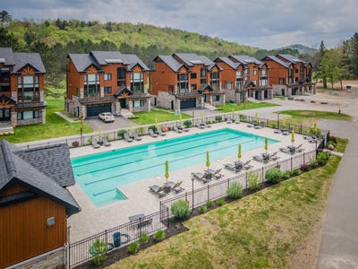/international/ca/520-allee-du-geant-2-mont-tremblant-quebec-120093296608/