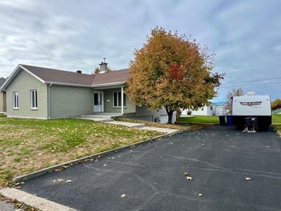 /international/ca/469-rue-belanger-trois-pistoles-quebec-310103089371/