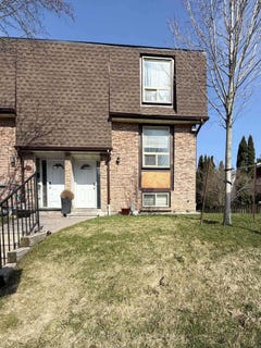/international/ca/42-1400-mary-street-n-oshawa-ontario-310107236302/