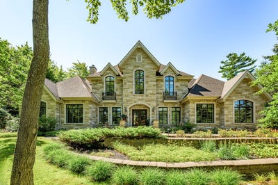 /international/ca/2800-rue-beckett-sherbrooke-les-nations-quebec-310099316593/?lang=de