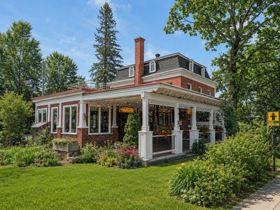 /international/ca/30-rue-principale-s-sutton-quebec-310103801451/