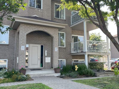 /international/ca/293-rue-de-la-tenure-varennes-qc-j3x2h8-ca-varennes-quebec-310101278037/