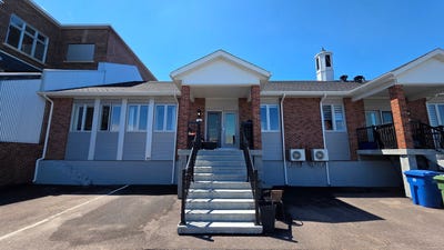 /international/ca/1794-rue-neilson-jonquiere-quebec-310108128455/