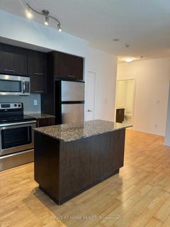 /international/ca/1301-55-bremner-boulevard-toronto-ontario-310100990046/