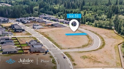 /international/ca/740-salmonberry-st-campbell-river-british-columbia-310105240982/