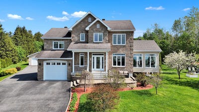 /international/ca/1019-boul-st-germain-rimouski-qc-g5l8y9-ca-rimouski-quebec-310097779046/