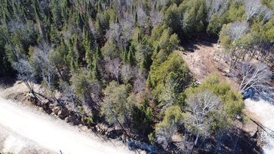 /international/ca/route-309-n-notre-dame-de-pontmain-quebec-310107523151/